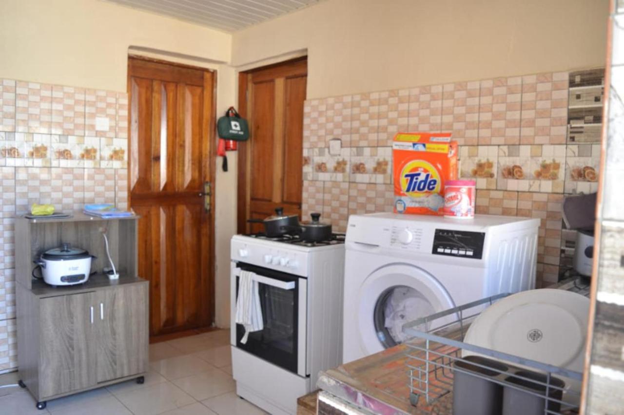 Fully Air-Con 3Bed Villa-Wifi -Hot Water -Cable Tv Freetown Exterior foto